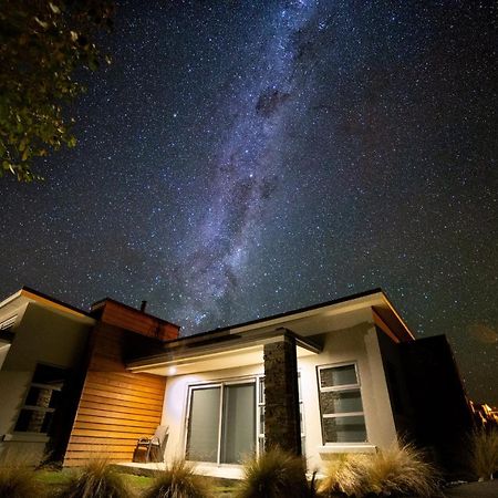 High Country Retreat - Лейк Текапо Екстериор снимка